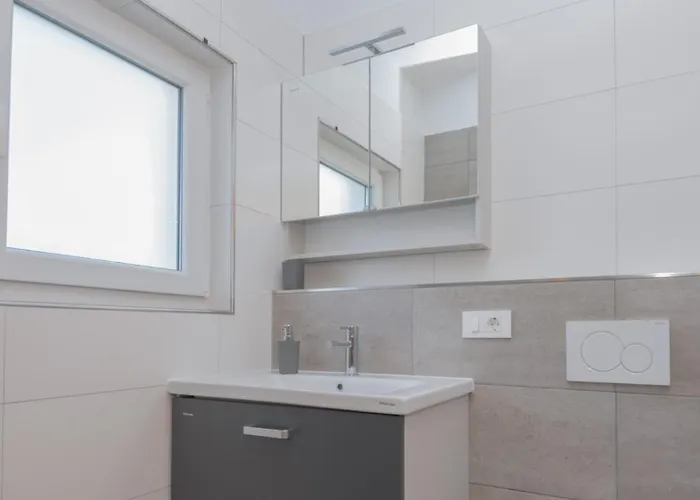 Beautiful Miki With Pool In *