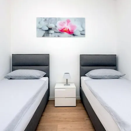 Beautiful Miki With Pool In *