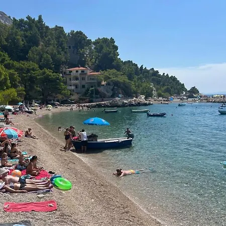 Beautiful Miki With Pool In Villa Makarska