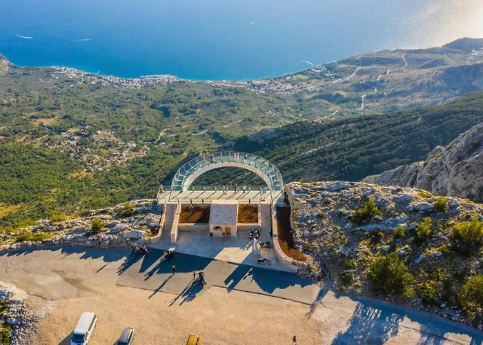 Beautiful Miki With Pool In * Makarska